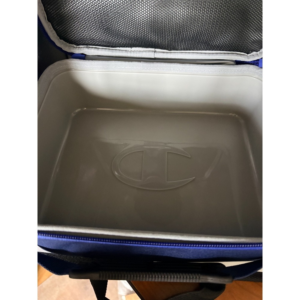 Champion Lunch Box with Built in Tray - NWT - Picture 2 of 6